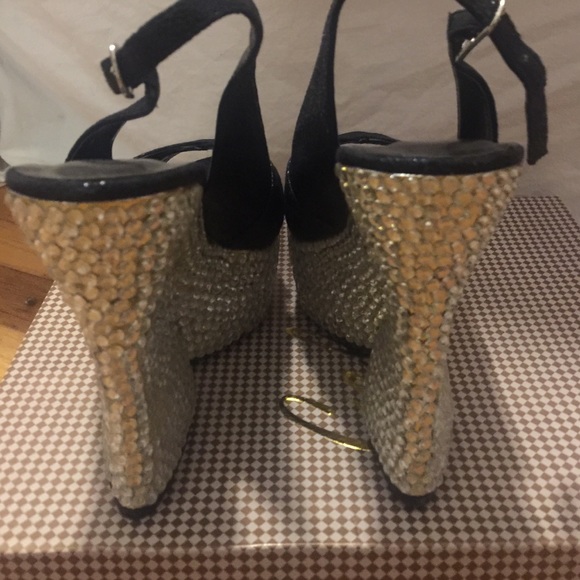 Black platforms with rhinestone heels - Picture 3 of 4