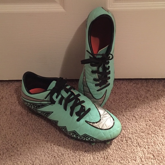 Girls Nike cleats