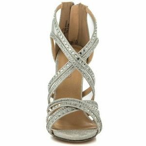 Liliana Ooh La La -(NEW) Silver Heel