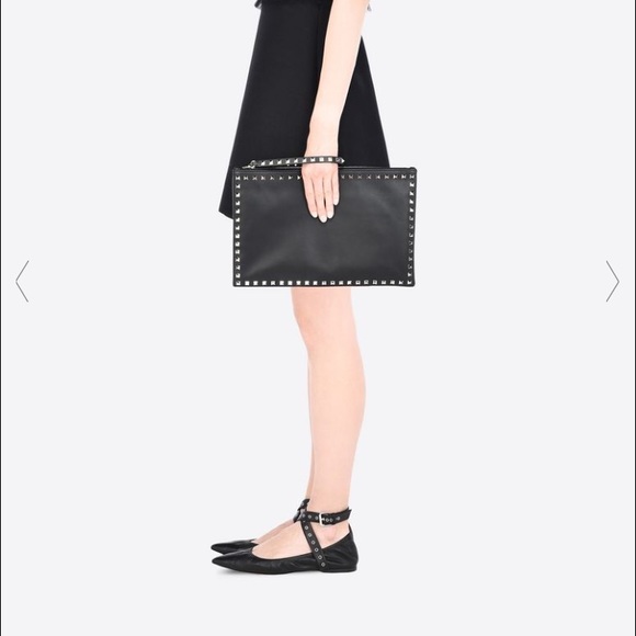 Valentino Handbags - Valentino Garavani Rockstud clutch in calfskin