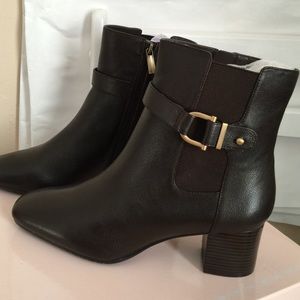 Bandonilo heeled booties