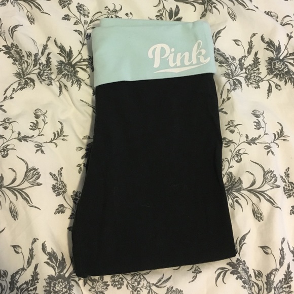 Victorias secret PINK crop yoga leggings