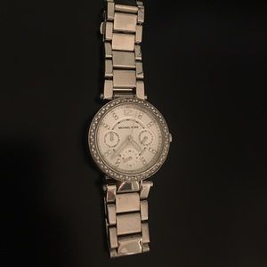 Michael Kors Watch x 2