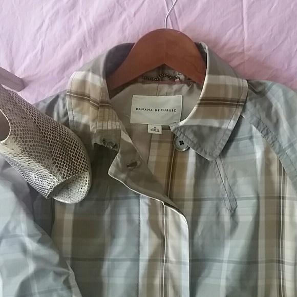 Banana Republic : Light weather trench - Picture 2 of 4