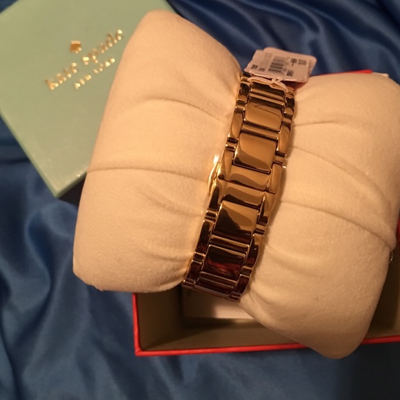 Super power n a Kate Spade ♠️ gold watch! - Picture 3 of 4