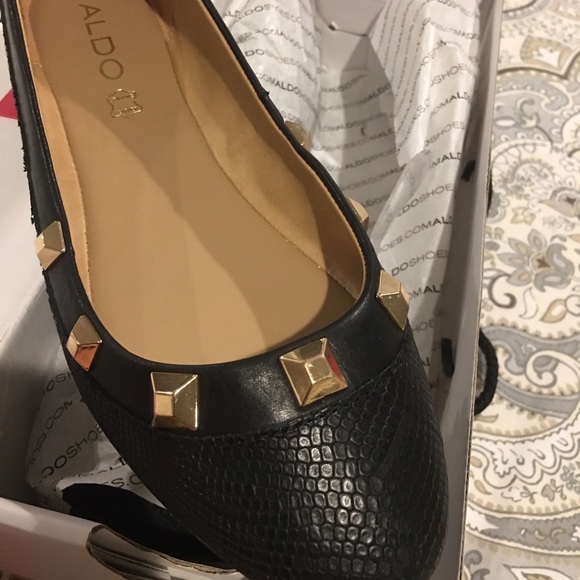 Aldo Murato black gold flats