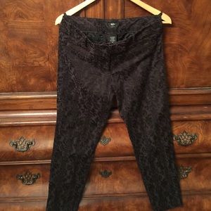 Black cropped Jean