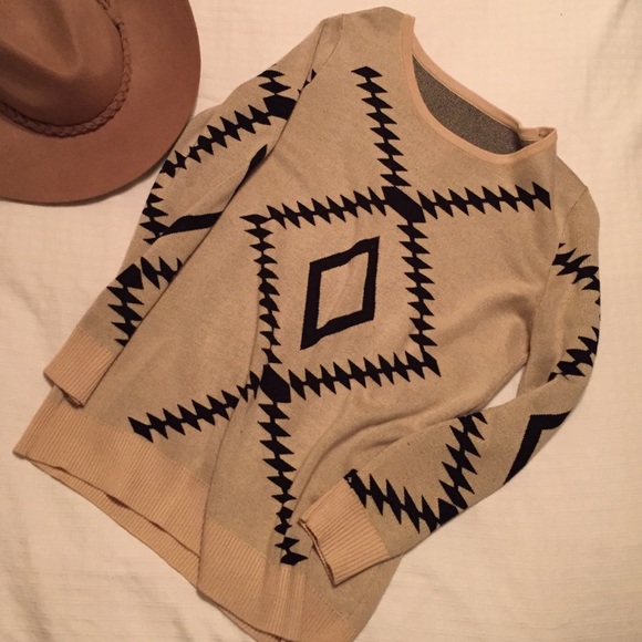 Aztec sweater ✔️