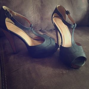 Black Wooden Heel Sandal