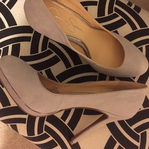Jessica Simpson suede pumps