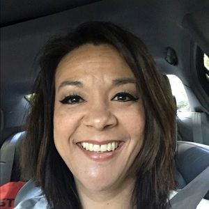 Meet your Posher, Vickie