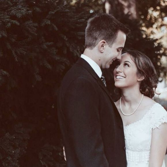 Meet your Posher, Caroline