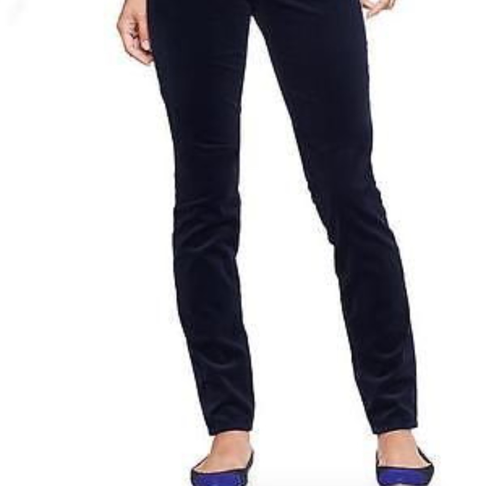 ⛔️SOLD⛔️GAP Straight Leg Corduroy Pants