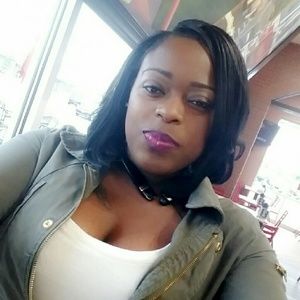 Meet your Posher, Raymeshia