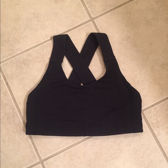 Lululemon sports bra (6)