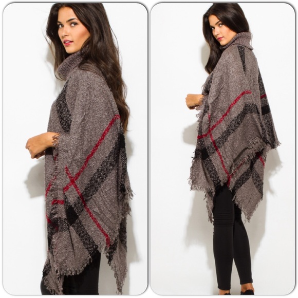 🎉HP🎉Fringed charcoal Gray Turtleneck Poncho - Picture 3 of 6