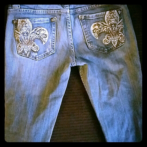 Miss Me size 7 jeans