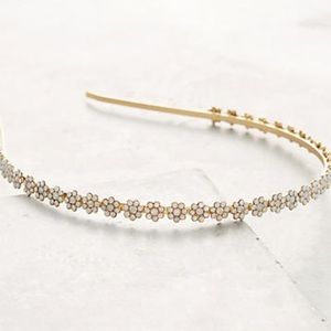 Beautiful Anthropologie flower headband