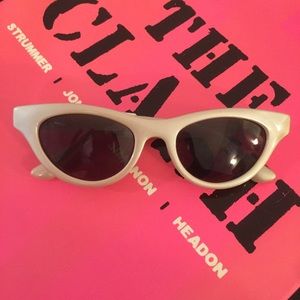 Isaac Mizrahi Ivory 90s Skinny Cat Eye Sunglasses