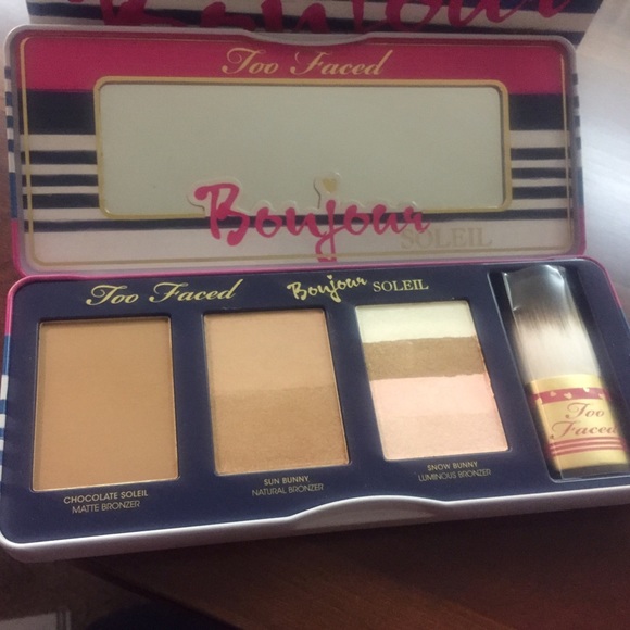 SOLD Bonjour Soleil Too Faced Bronzers Palette☀️ - Picture 2 of 3