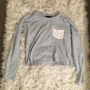 Lace pocket long sleeve tee shirt!