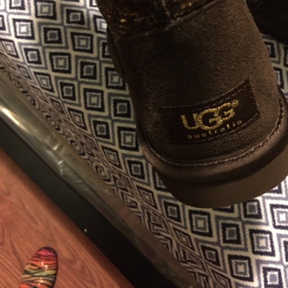 NWT Ugg classic cheetah print with sparkles - Picture 2 of 5