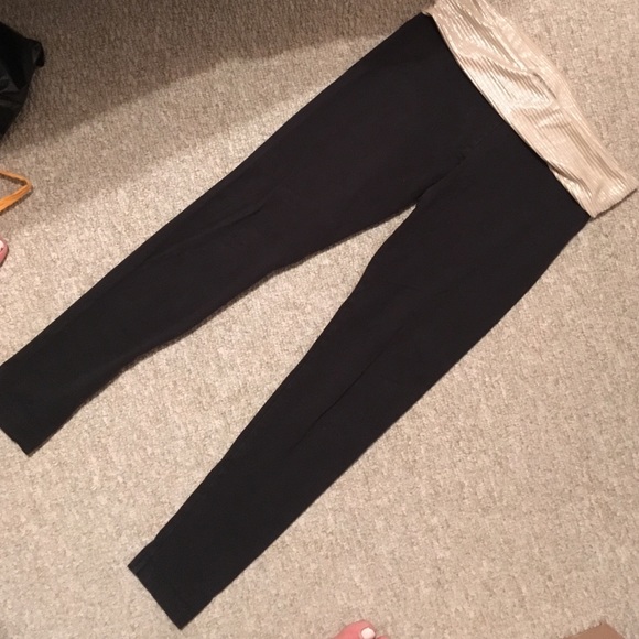 Aerie gold foil foldover crop leggings S