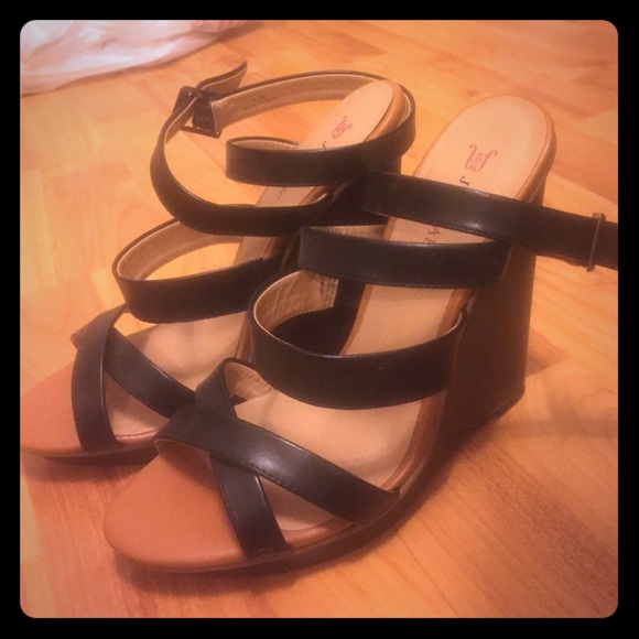 Just fab brown and black wedges