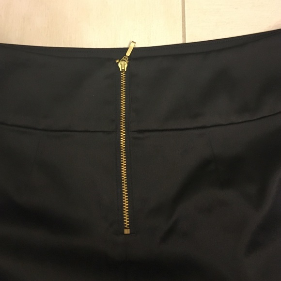 Express Black Skirt - Picture 3 of 3