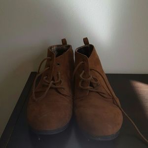 ??FINAL PRICE??Brown Booties