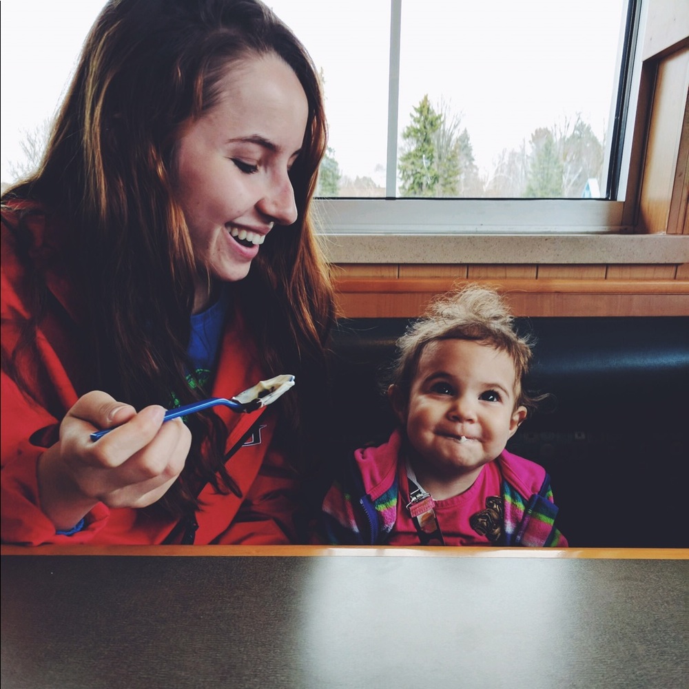 Meet your Posher, Angela