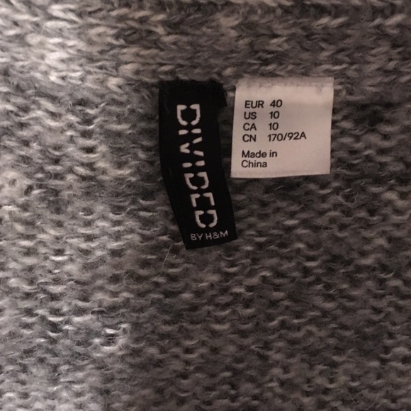 H&M grey cozy sweater cardigan sz 10 - Picture 2 of 2