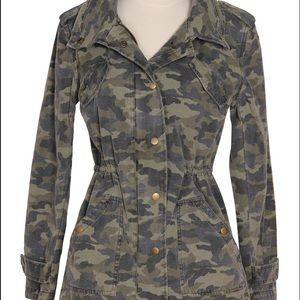 Velvet by Graham & Spencer camo jacket