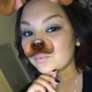 Meet your Posher, Natalie