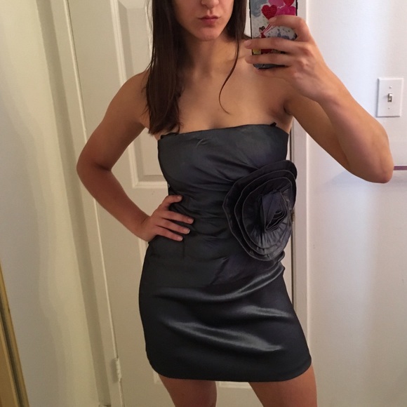 Gray Cocktail Dress with Flower 🌺 on side - Picture 2 of 3