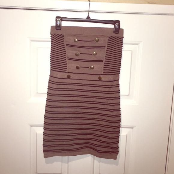 Strapless mini