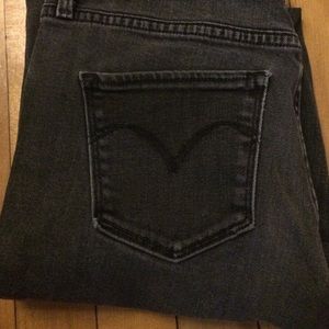 Levi skinny jeans
