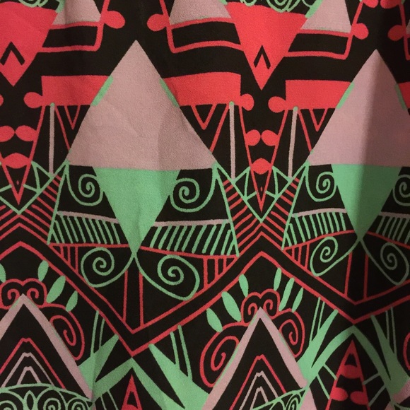 Geometric Print Cami Tank - Picture 3 of 4