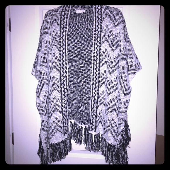 Aztec poncho black and white! One size fits L/XL