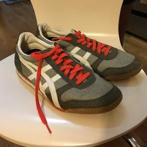 Men's Onitsuka Tiger Sneakers size 12