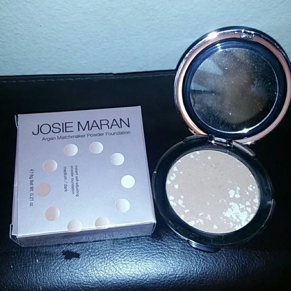 Josie Maran Argan Matchmaker Powder Foundation