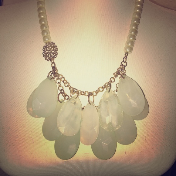 Fun costume necklace! Aqua and gold and pearl!