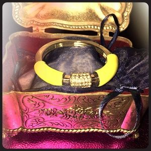 Cute lime green stretch bracelet