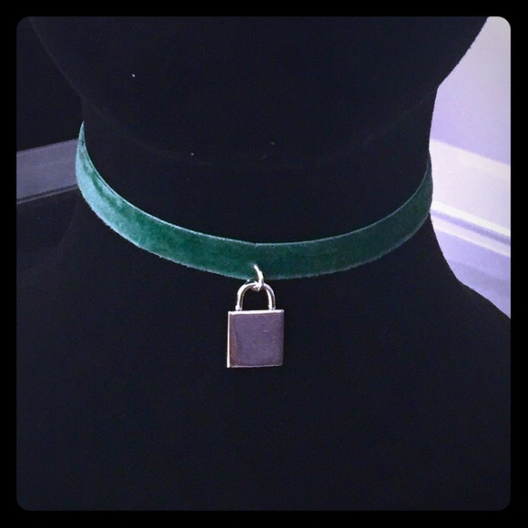 Velvet Choker Necklace