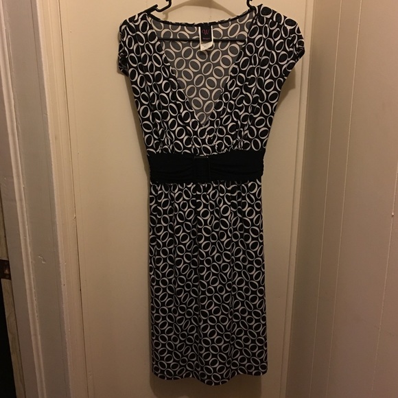 Short sleeve dress