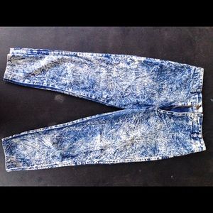 Vintage High Waisted Acid-washed Jeans