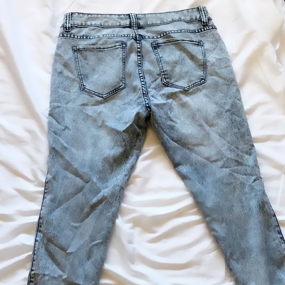 FOREVER21 Skinny Acid Wash Pants - Picture 3 of 4