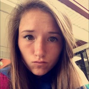 Meet your Posher, Savannah