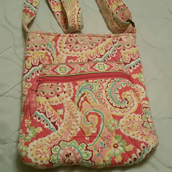 Vera Bradley Handbags - Vera Bradley Crossbody
