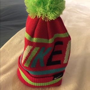 New Nike Kids Winter Hat